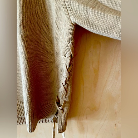 VINCE cashmere pullover sweater tan crewneck - Picture 2 of 4